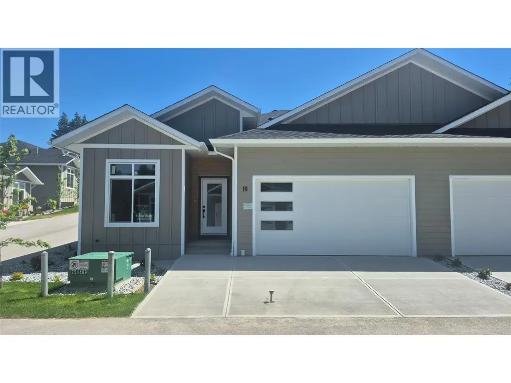 231 20 Street Ne Unit# 10, Salmon Arm